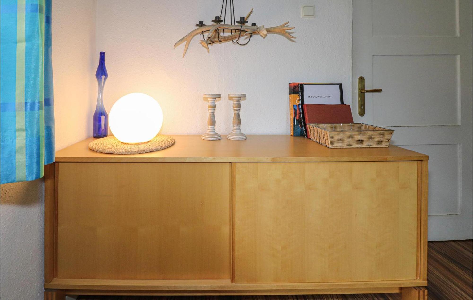 Ferienwohnung Mit Seeblick Aldrans Luaran gambar