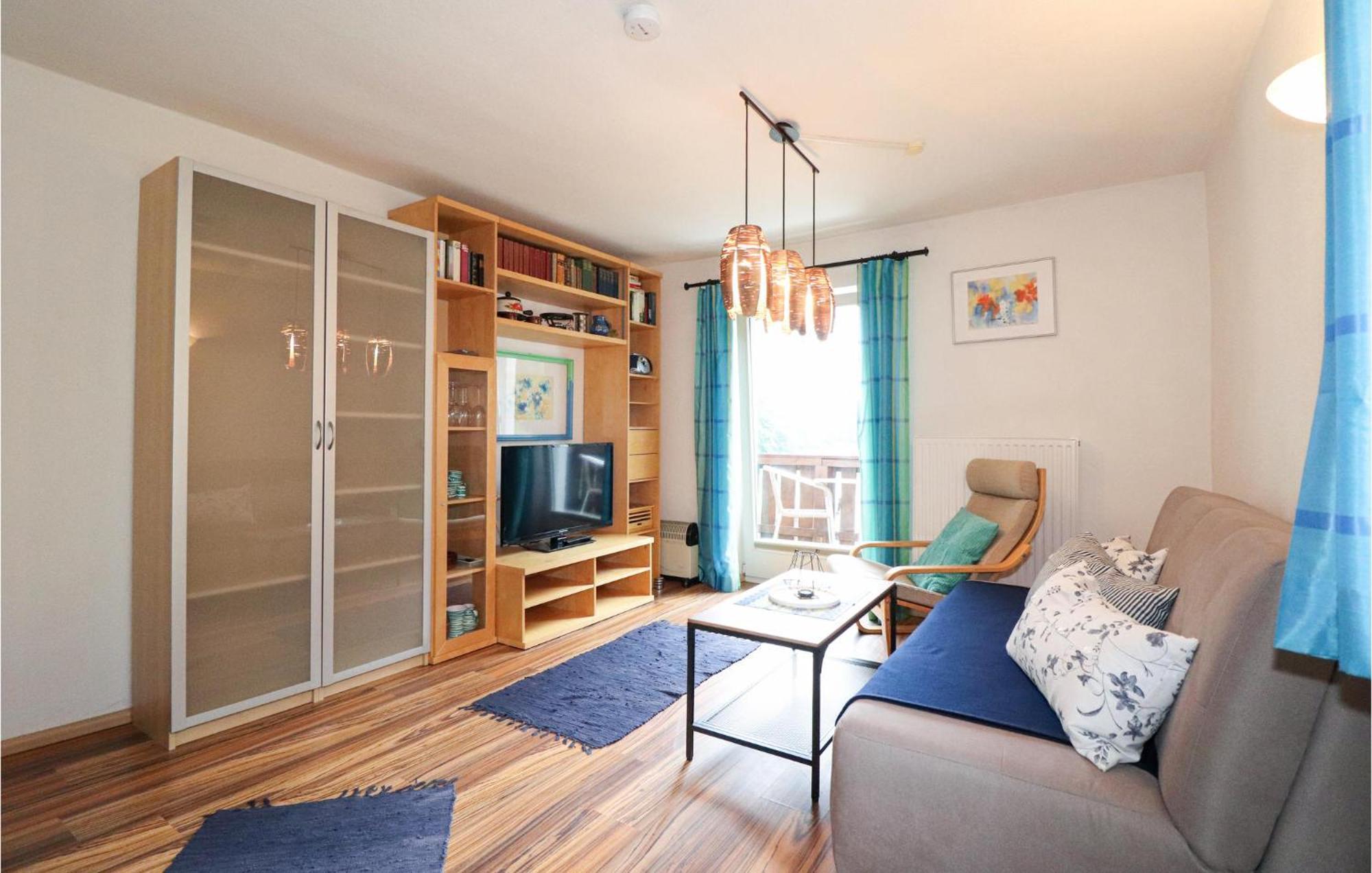 Ferienwohnung Mit Seeblick Aldrans Luaran gambar